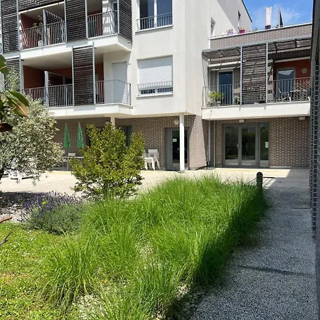 公寓 3 Bord Du T3 Piscine 艾克斯莱班